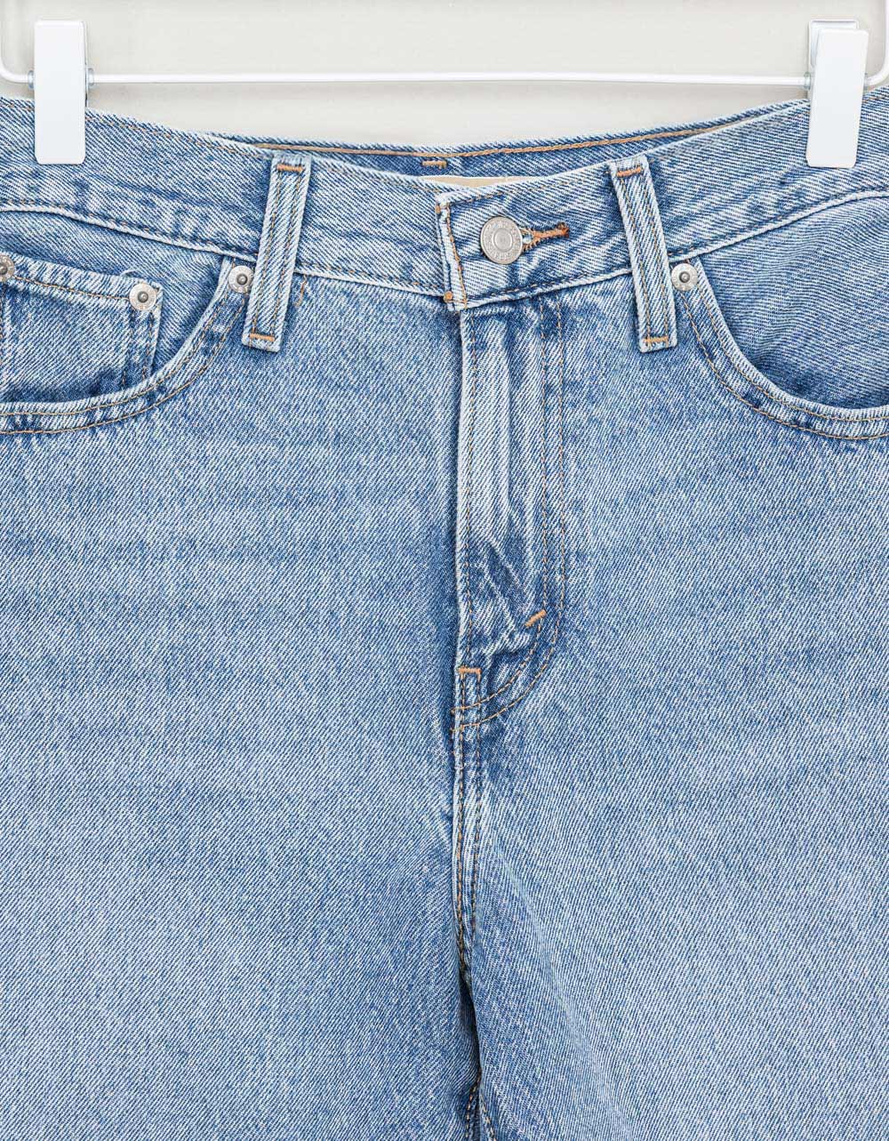 Baggy High Shorts in Far & Wide
