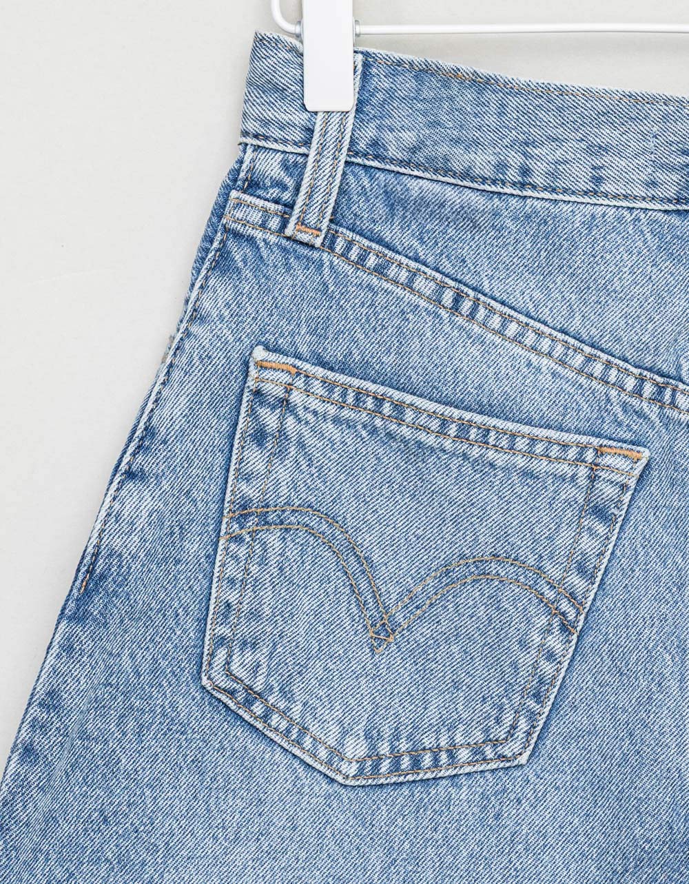 Baggy High Shorts in Far & Wide