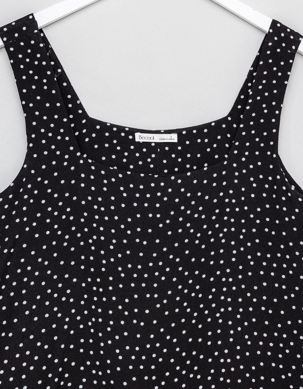 Daisy Dot Top