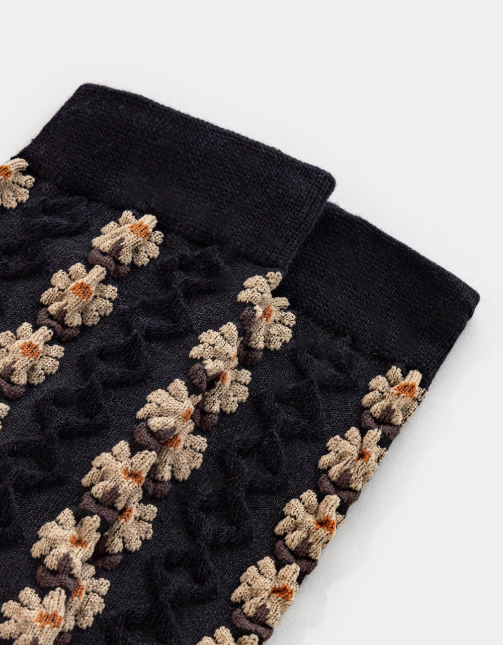 Daisy Stitch Socks - Black