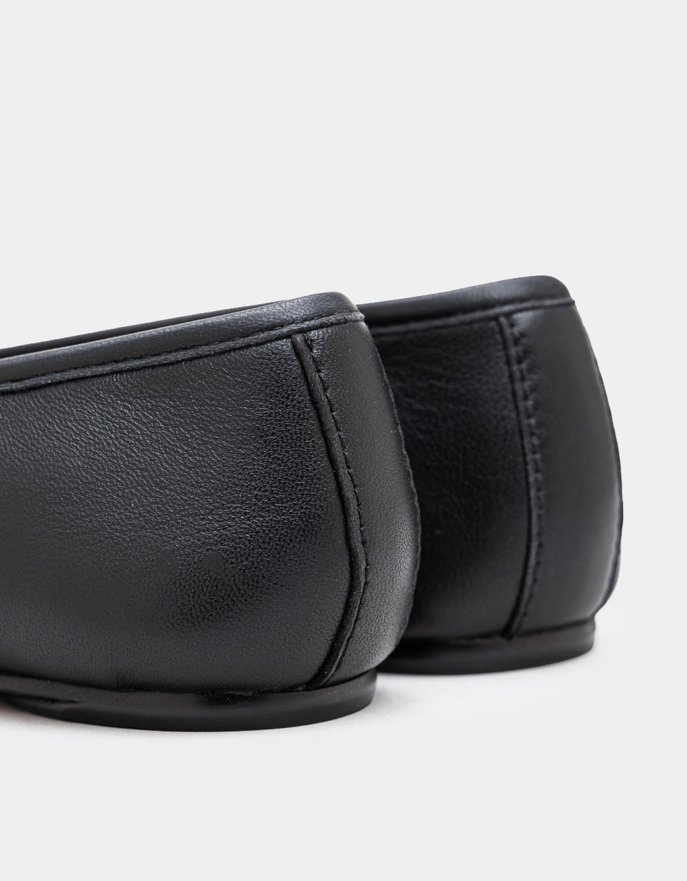 Mason Flat in Black