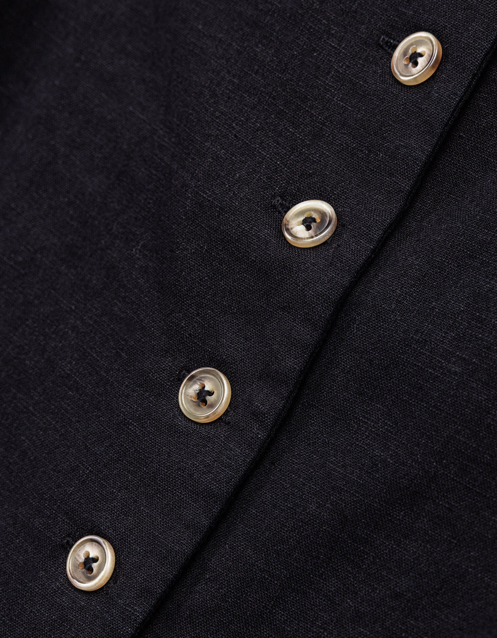 Noir Roman Vest