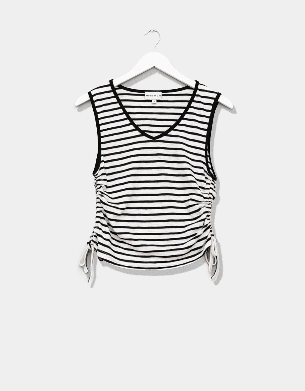 Side-Cinch Tank