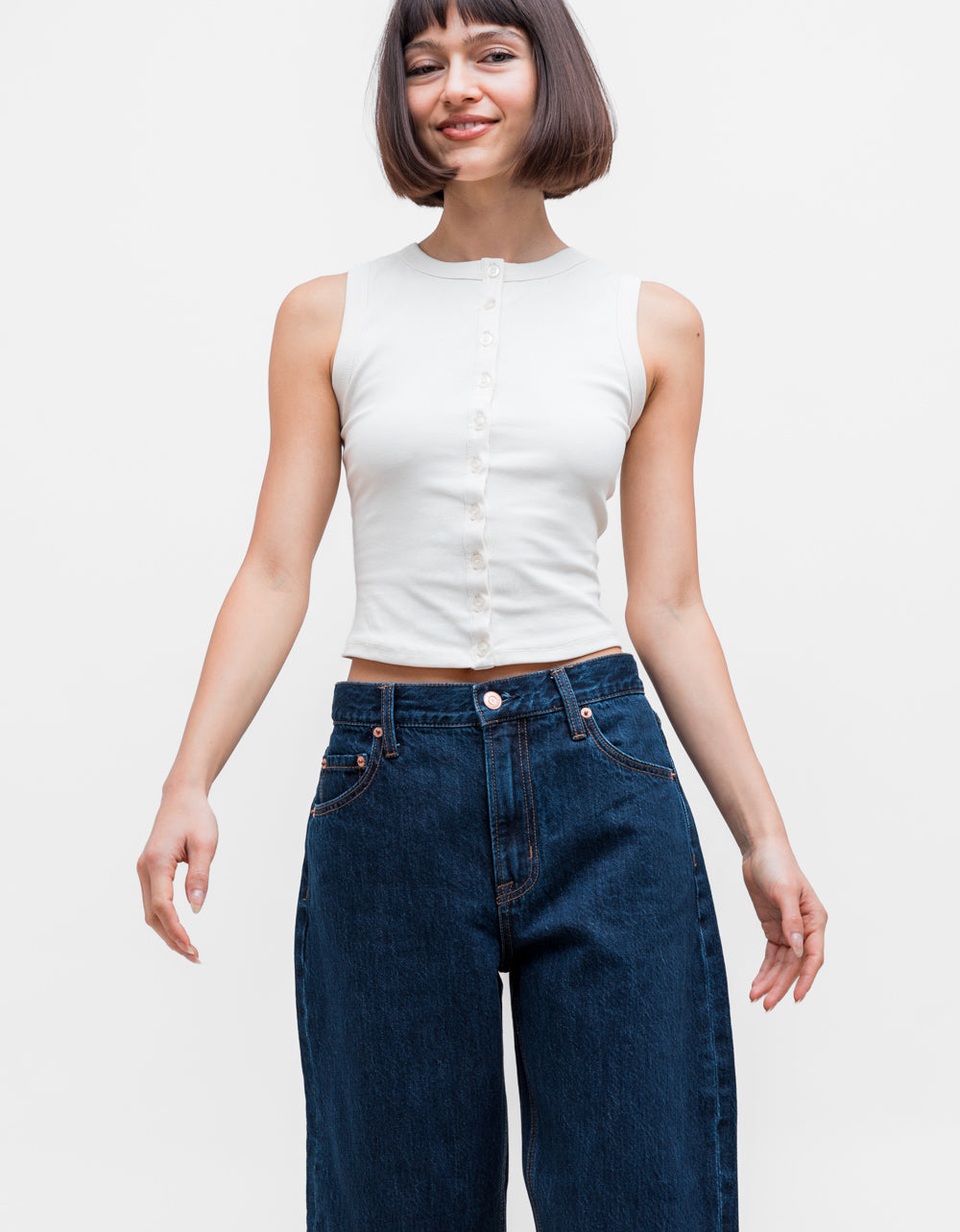Tyran Button Tank