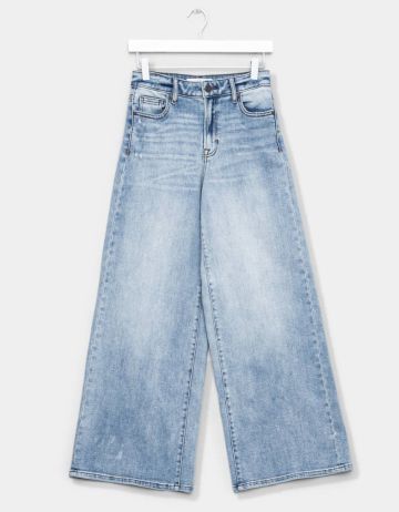 Nori Light Jeans | $92 
