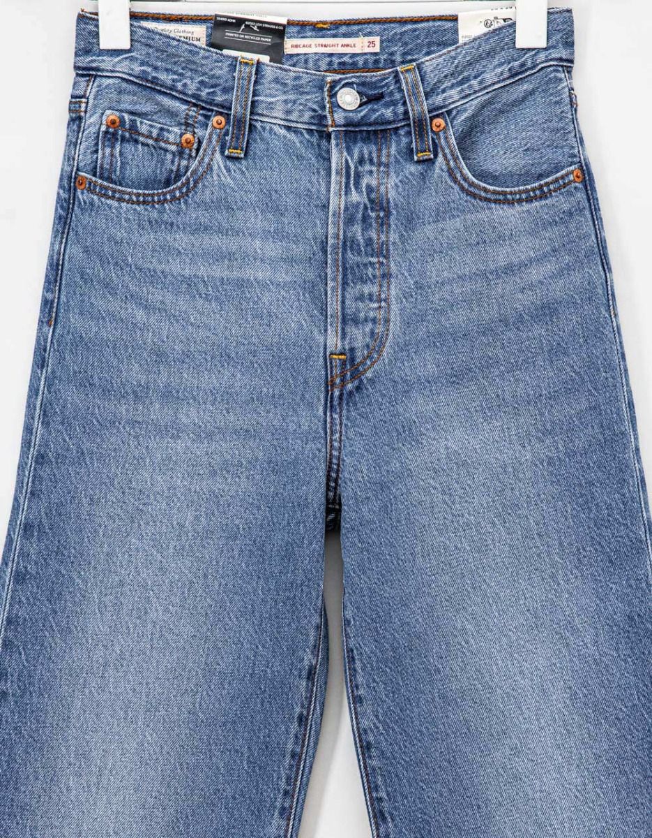 29 Ribcage in In the Middle_4