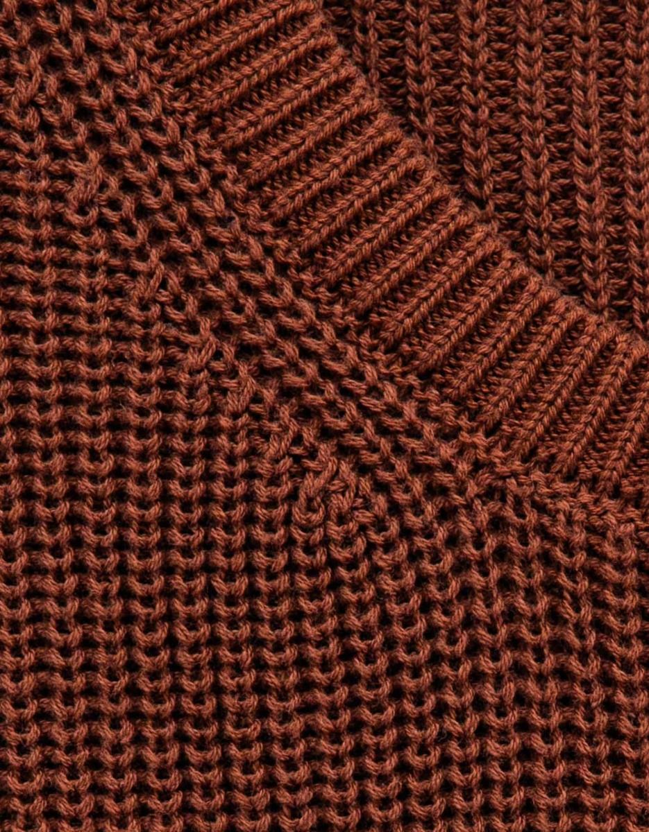 Abbie Sweater in Brown_3