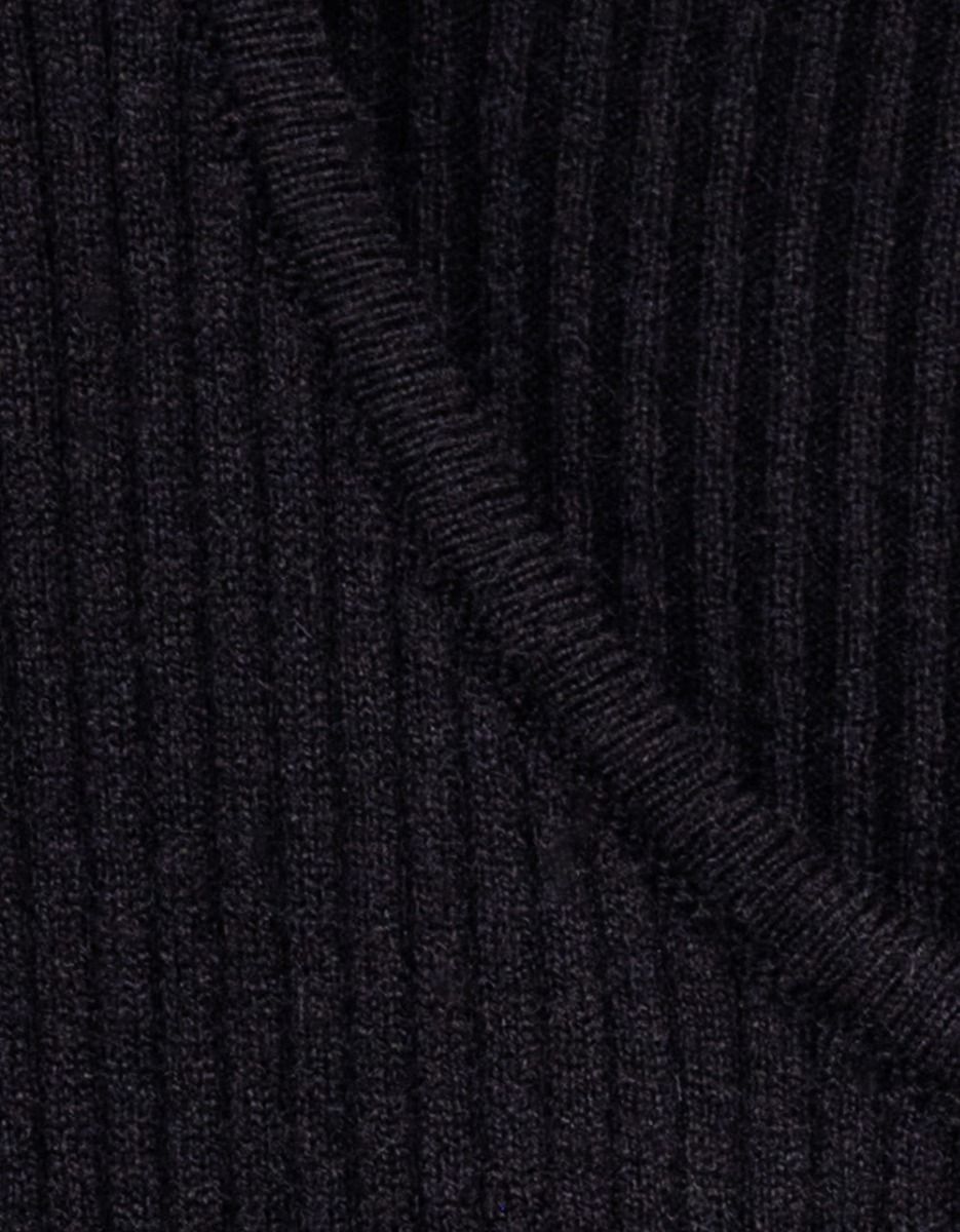 All Bows Knit in Black._3