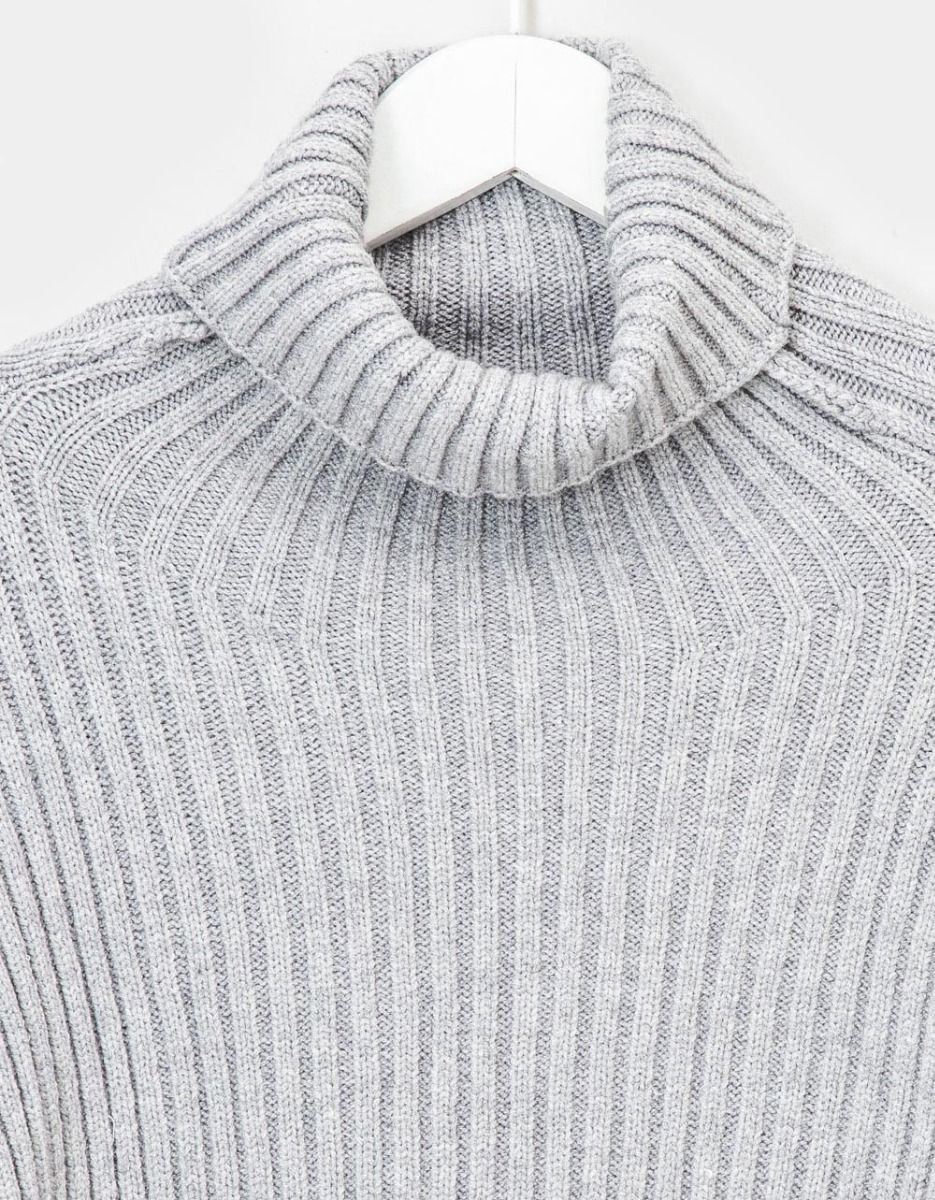 Alora Turtleneck in Grey_2