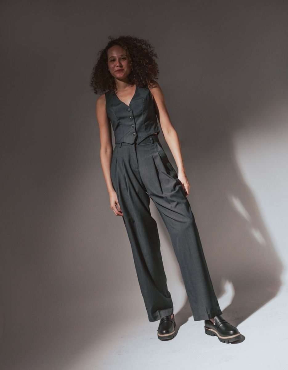 Kat Trouser in Charcoal_1