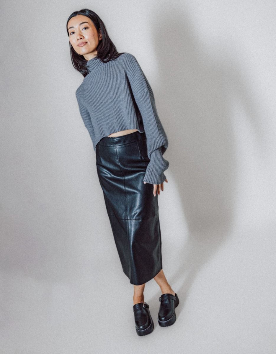 Jeannie Midi in Faux Leather_3