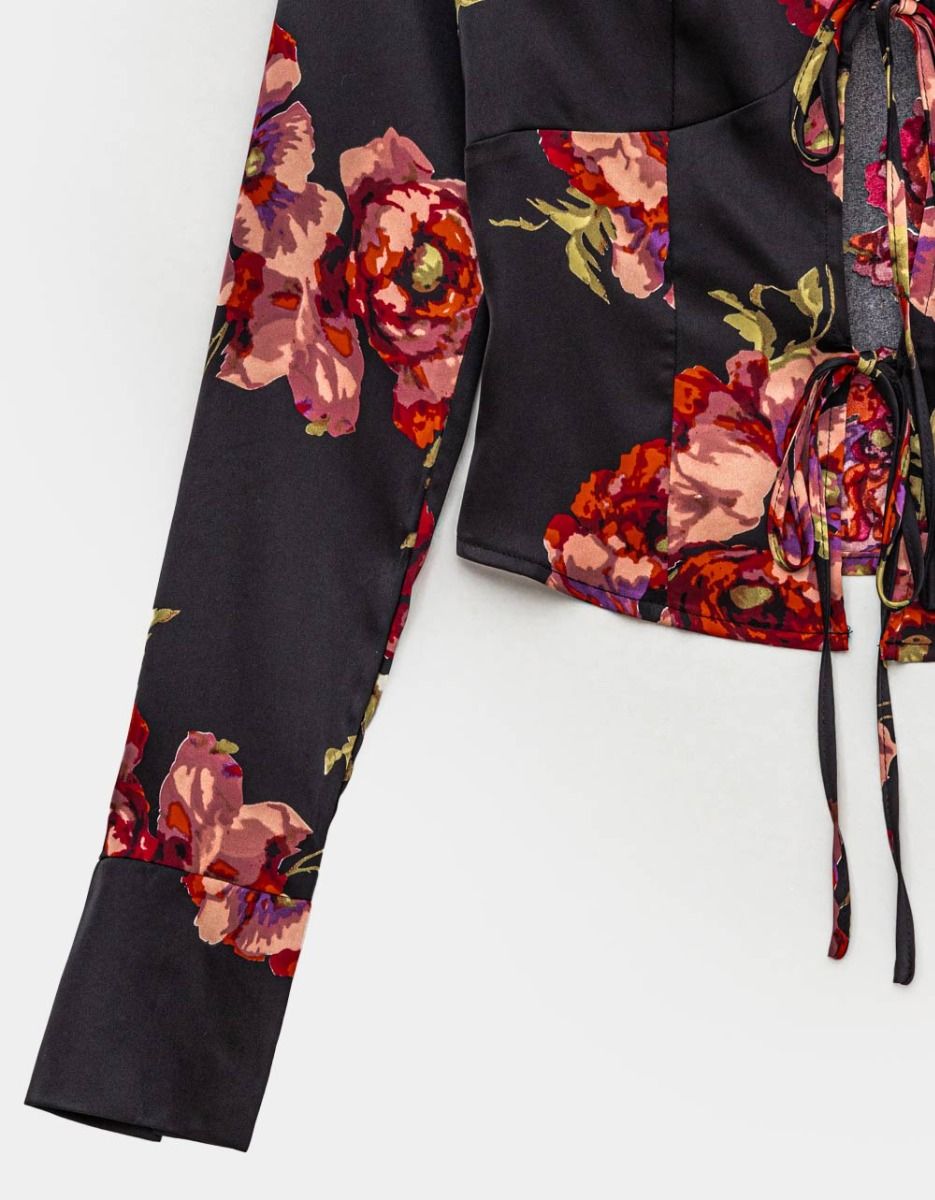 Roses Tie Front Top_4