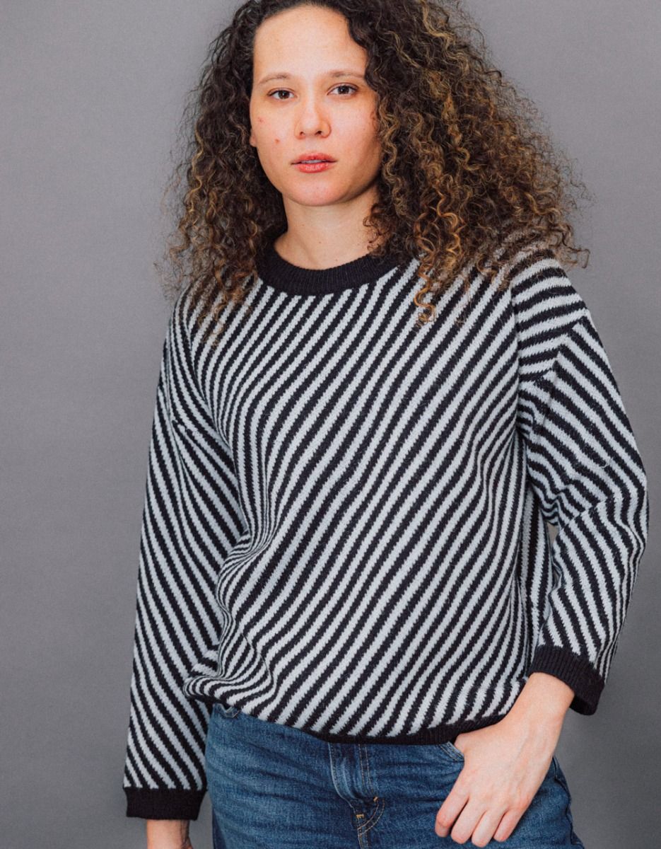 Diagonal Stripe Sweater_3