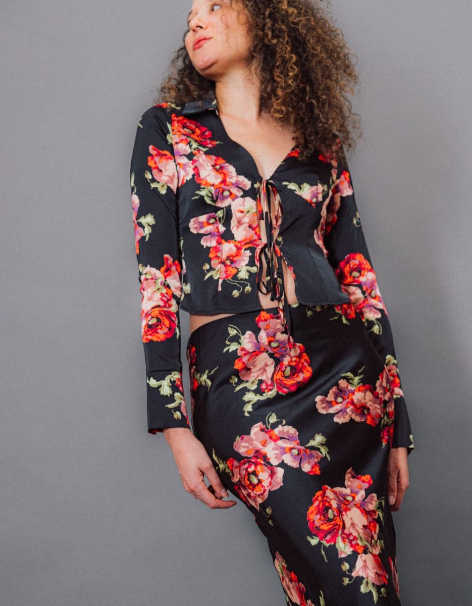 Roses Tie Front Top_2