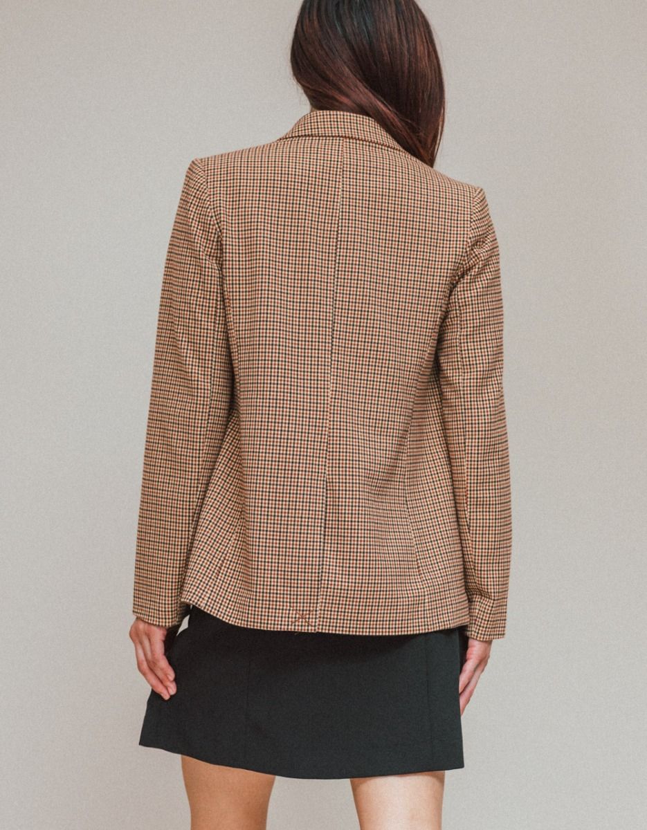 Nat Hound Blazer_3