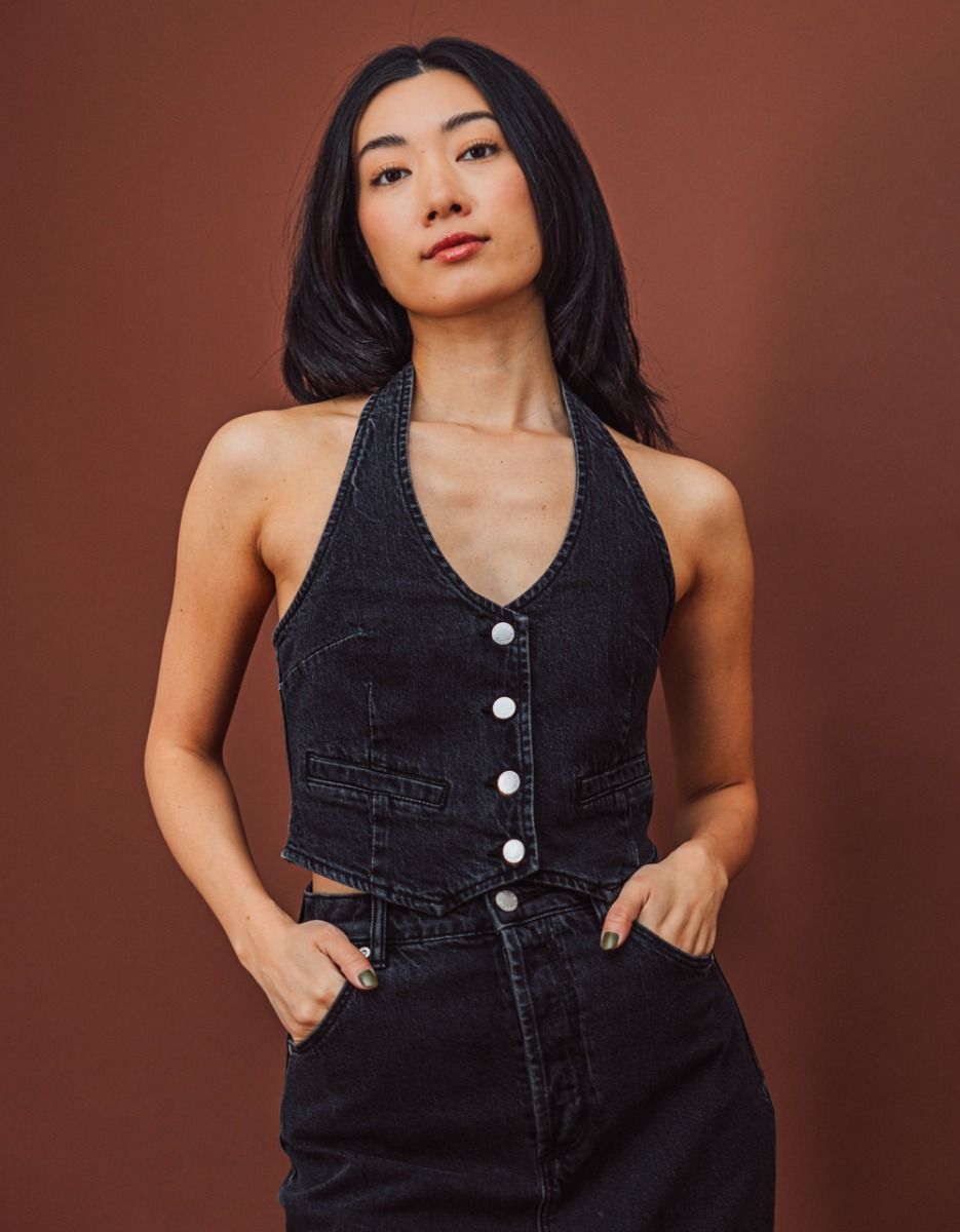 Halter Vest in Ash Black_1