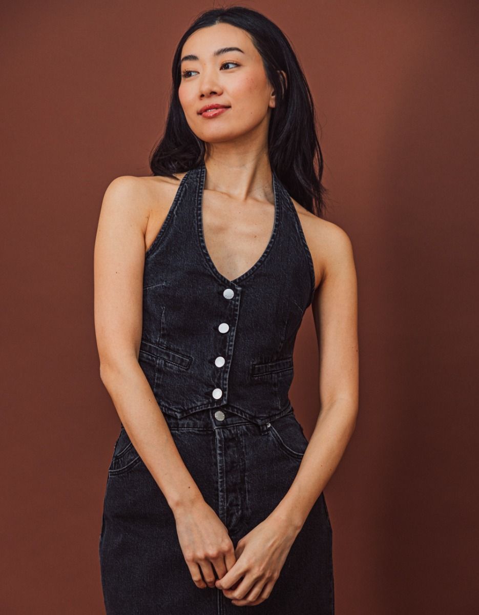 Halter Vest in Ash Black_3