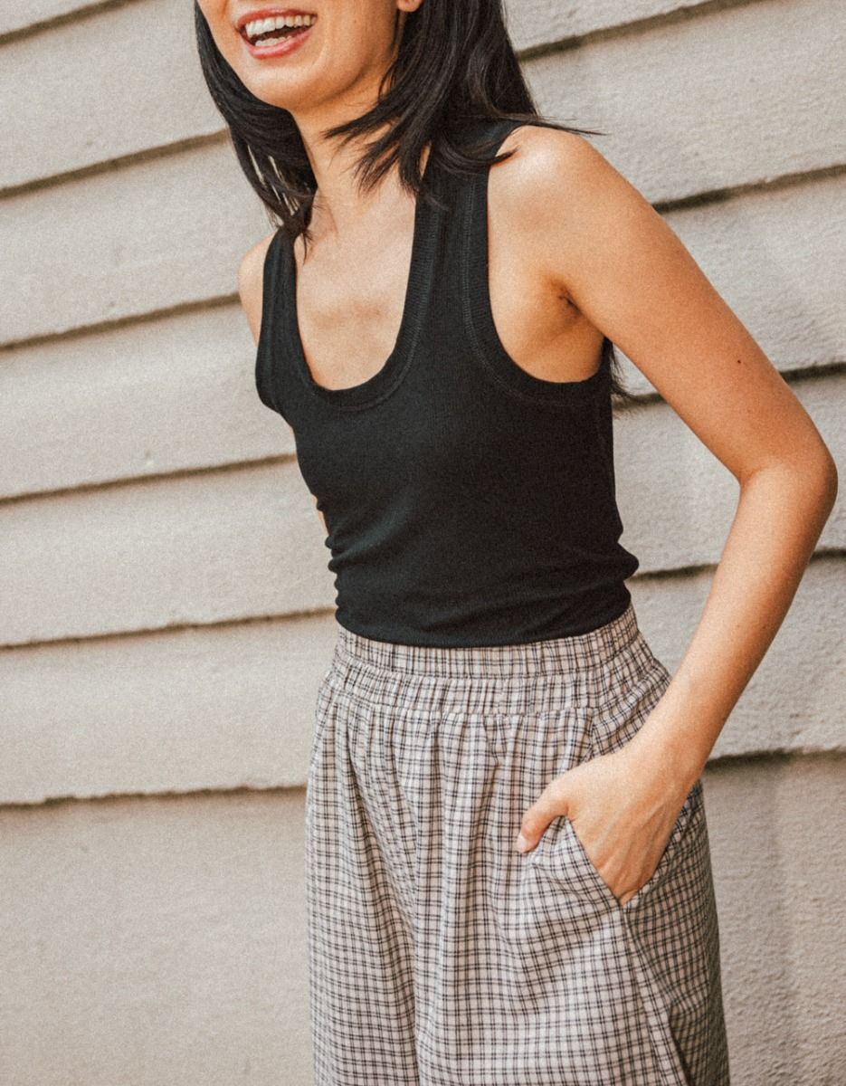 Saturn Tank in Black_2