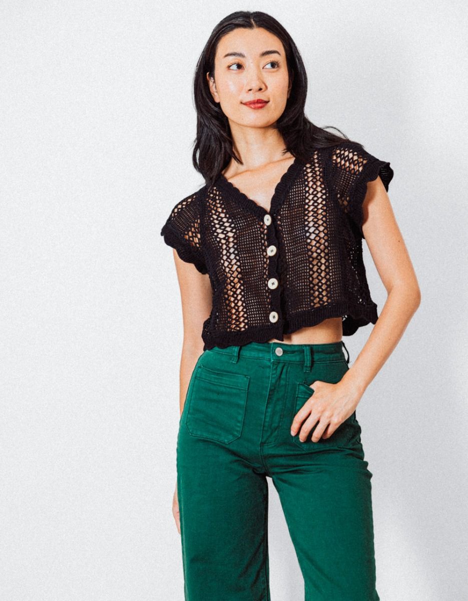 Crochet Vest in Black_1