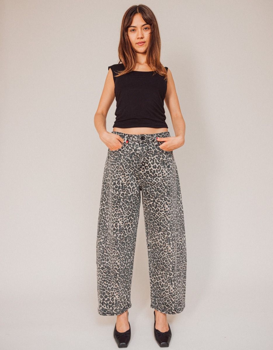 Leo Barrel Jeans_1