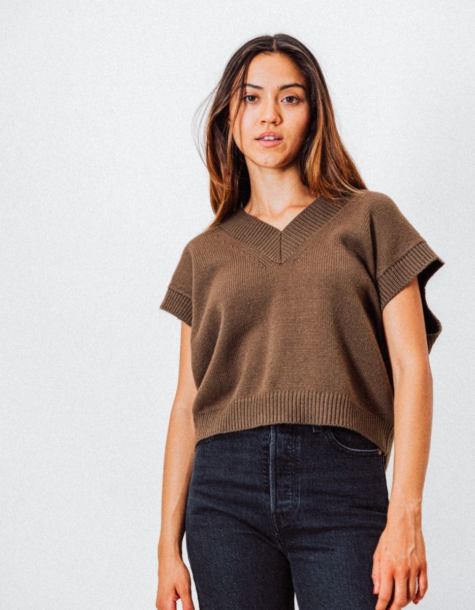 Alessia Vest in Olive_1