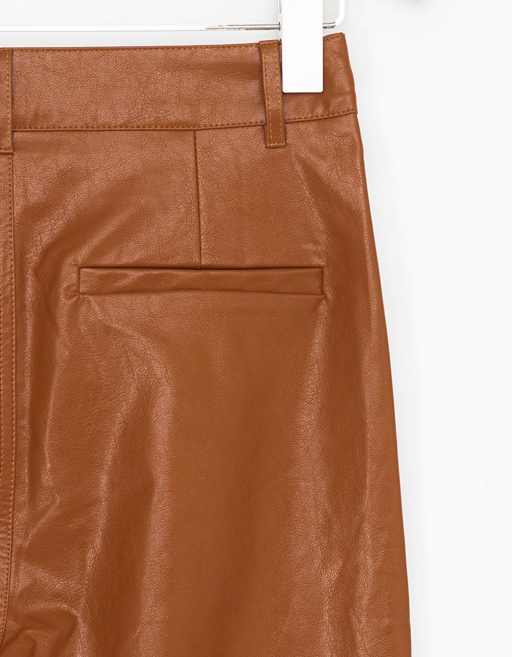 Avryl Faux Leather Pants in Brown_4