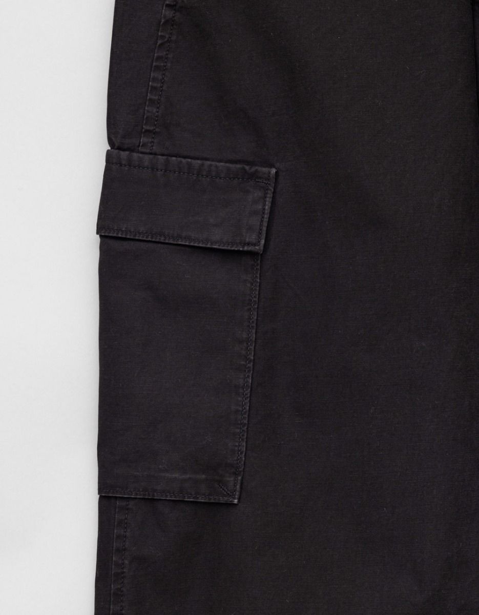 Baggy Cargo in Black_1