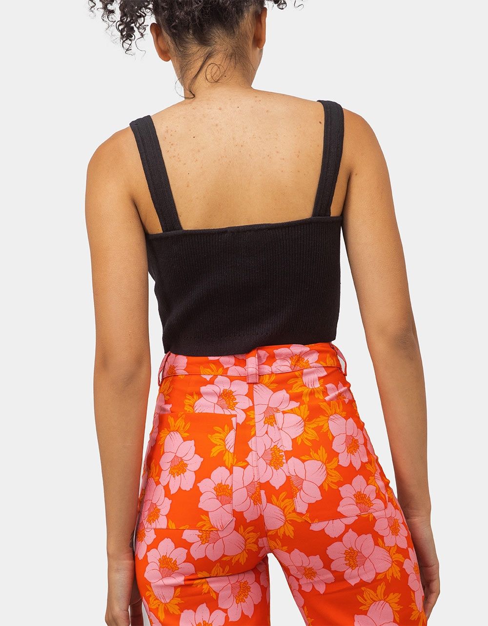 Bea Crop Tank in Black_3