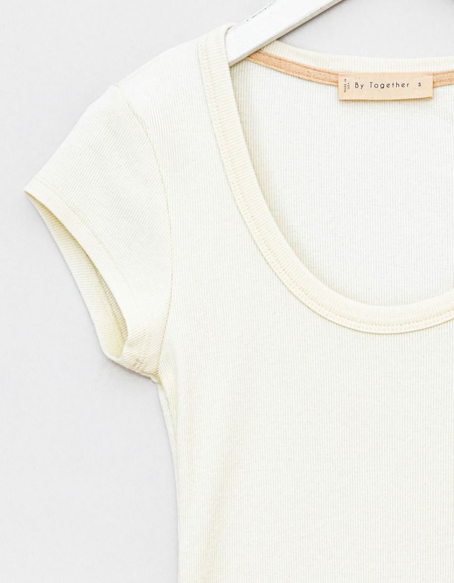 Becca Scoop Tee in Ivory_2