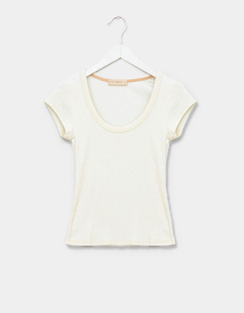 Becca Scoop Tee in Ivory_0