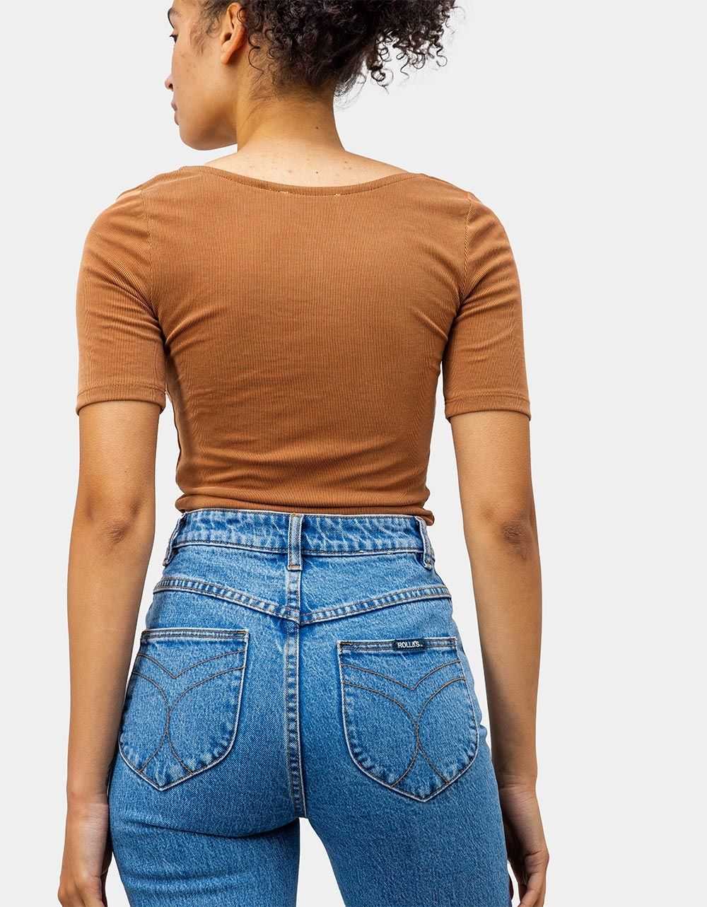 Briar Square Neck Tee in Mocha_4