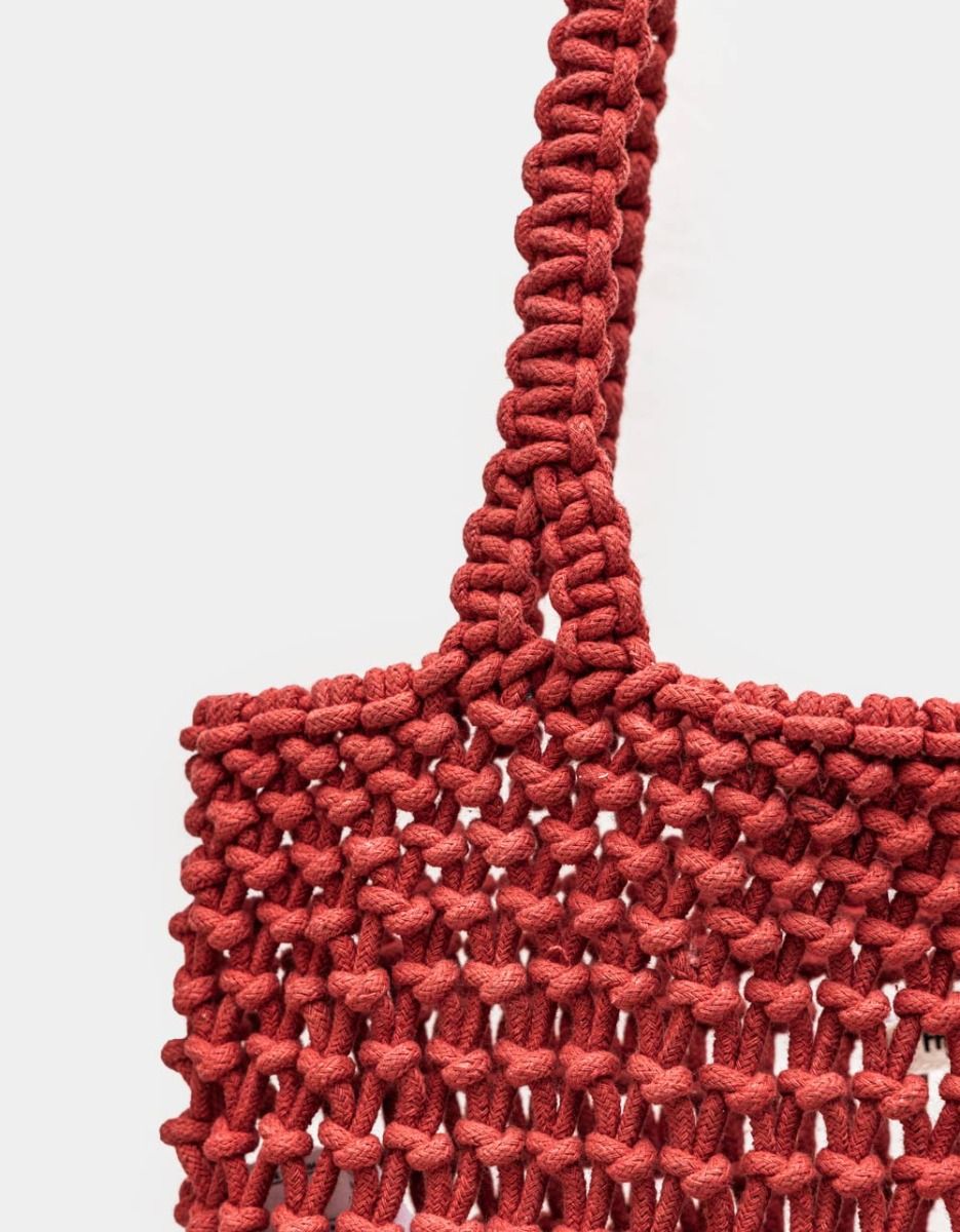 Carlina Woven Bag in Rouge_1