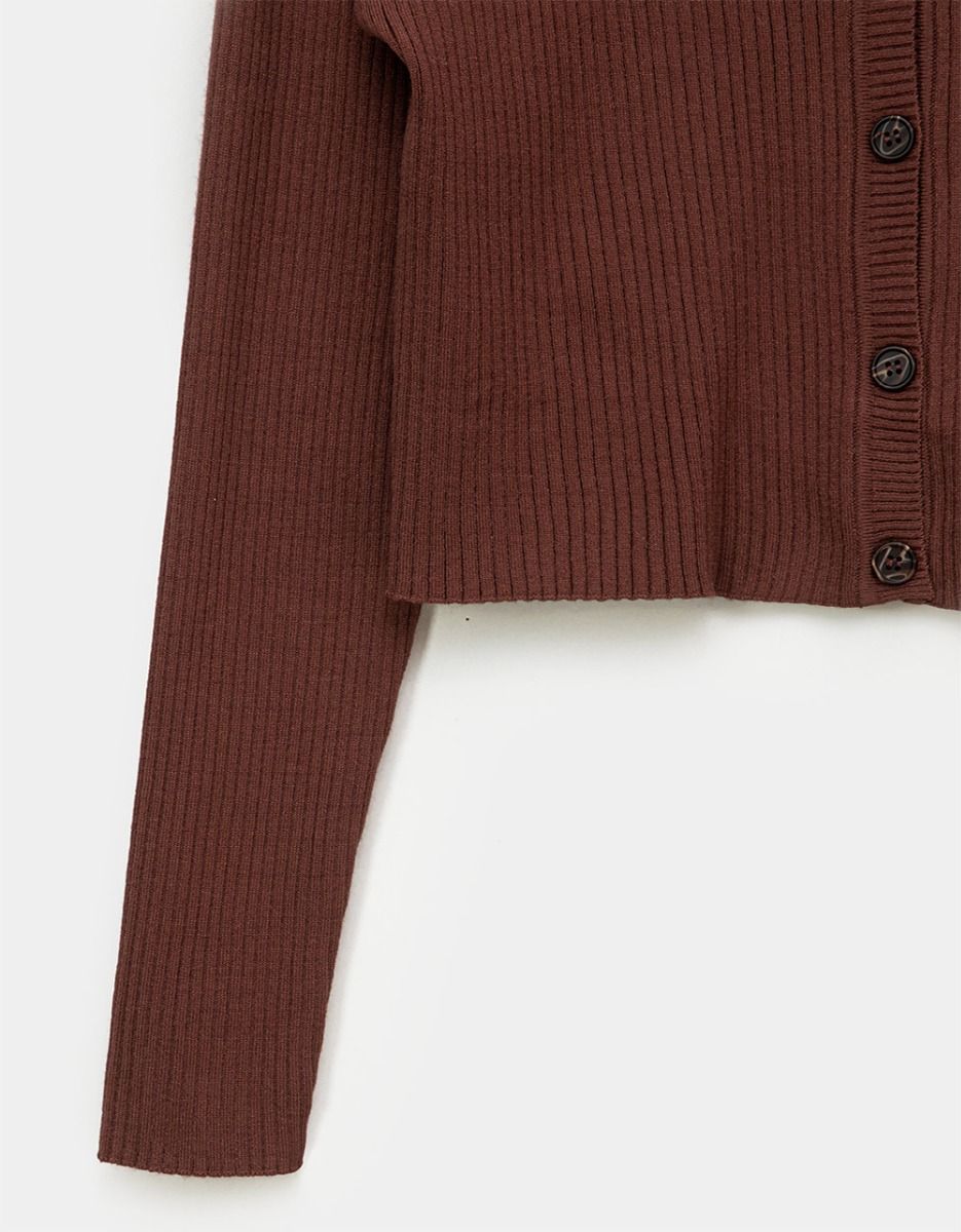 Carter Knit Cardigan in Brown_4