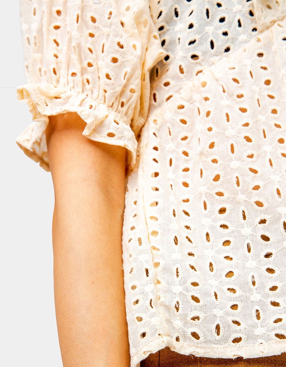 Cassia Eyelet Frill Blouse_5