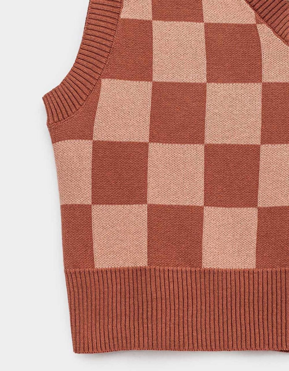 Checkerboard Vest in Coffee_1
