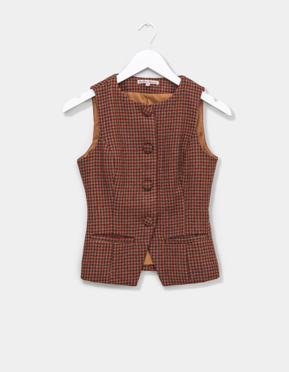 Cinnamon Hounds Vest_0