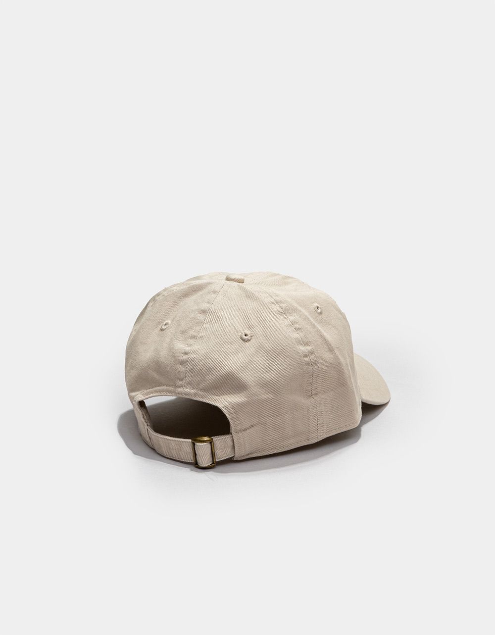 Classic Baseball Cap in Beige_2