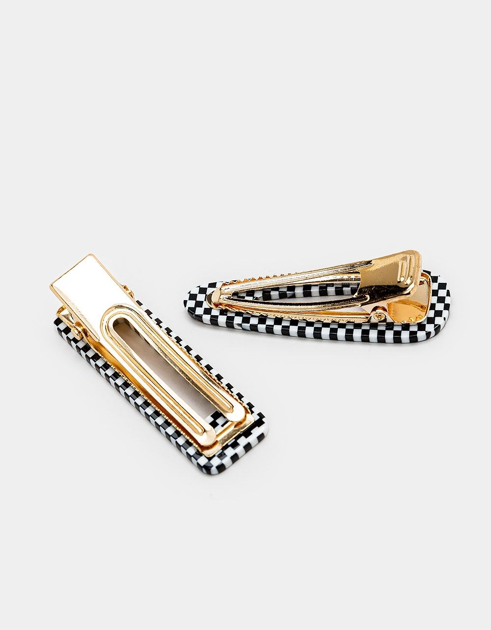 Clip Set in Checker_2