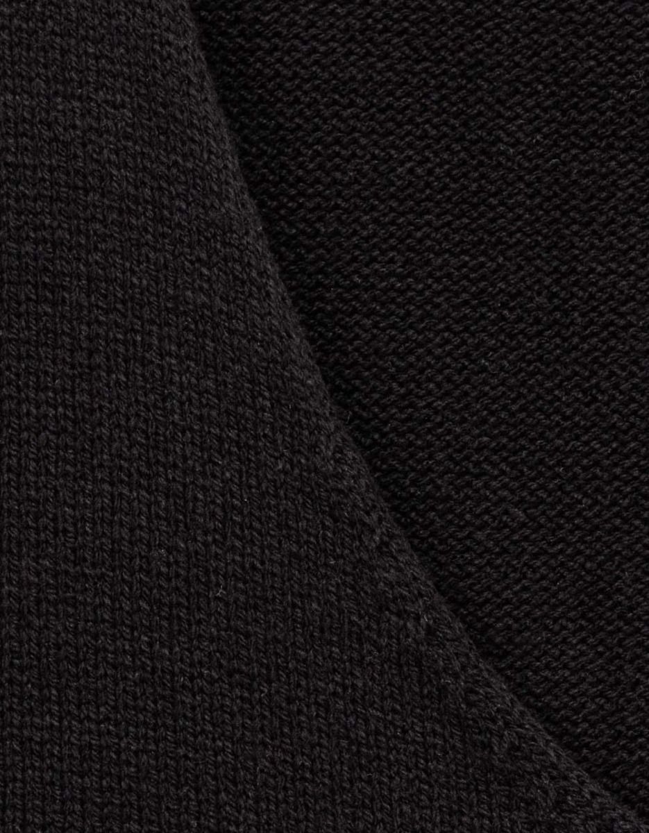 Colby Split Top in Black_3