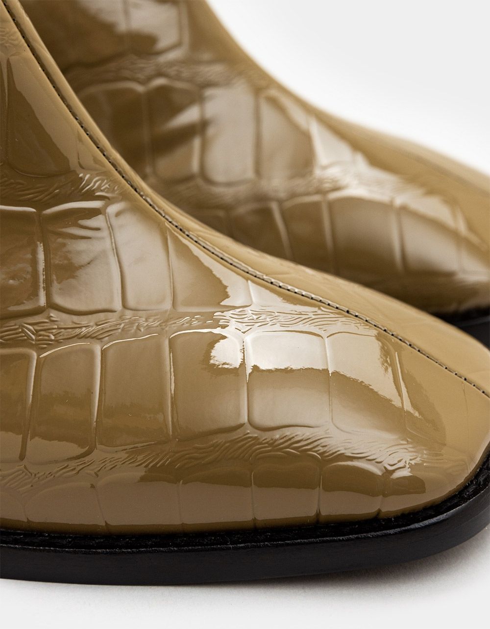 Contour Boot in Taupe_4