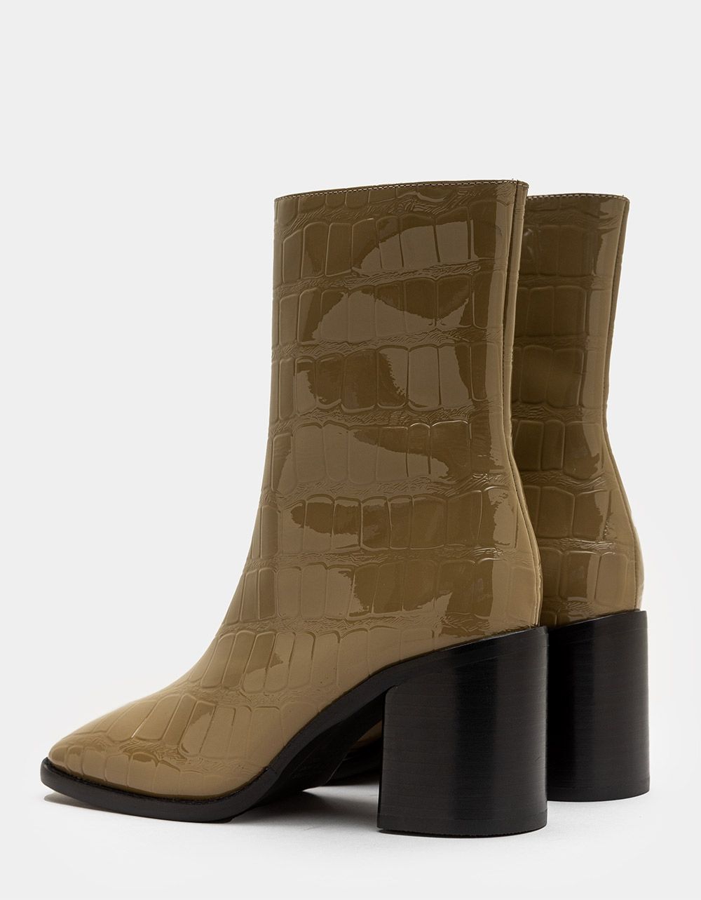 Contour Boot in Taupe_5