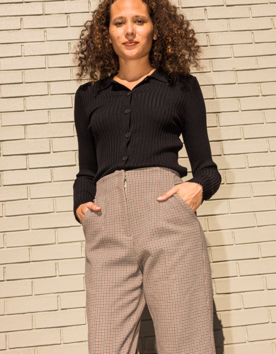 Cora Button Knit in Noir_2