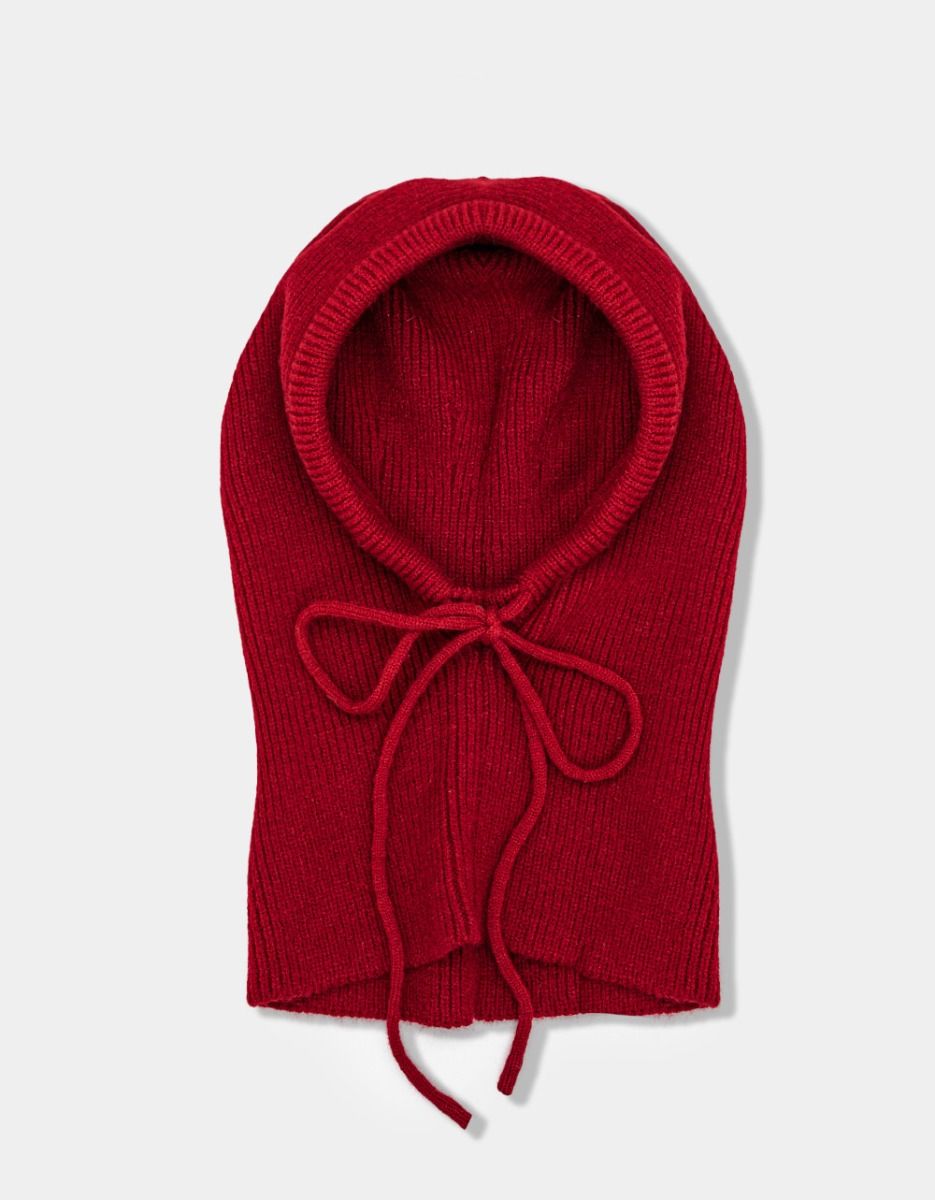 Cozy Hood in Dark Red_1