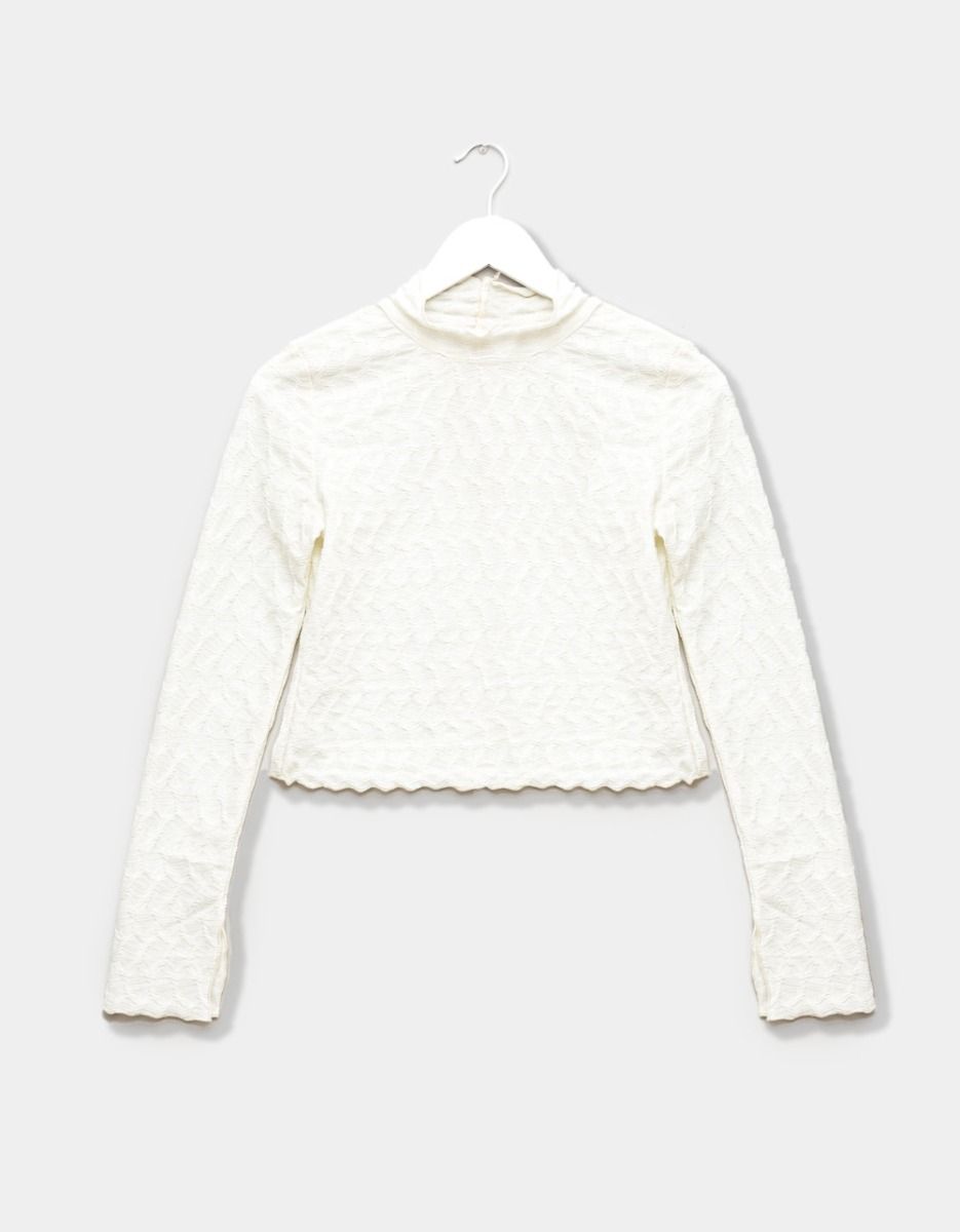 Creme Wavy Mockneck_0