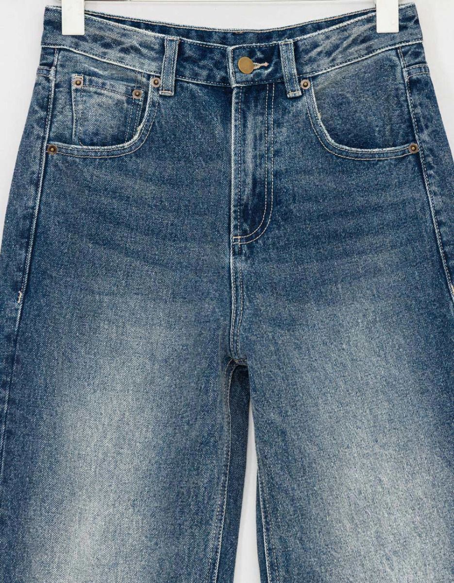 Cuffed Straight Leg Jean_3
