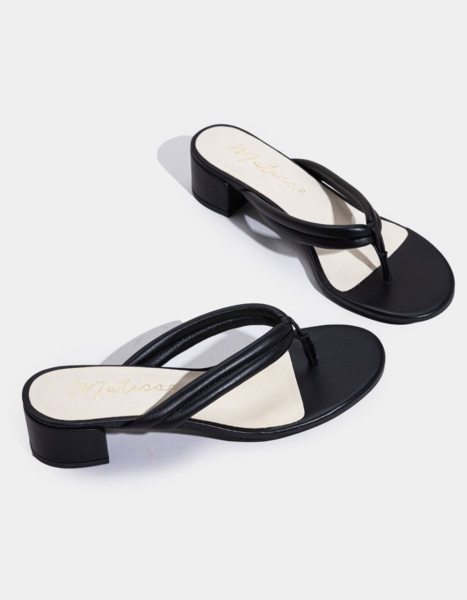 Exhale Sandal in Black_3