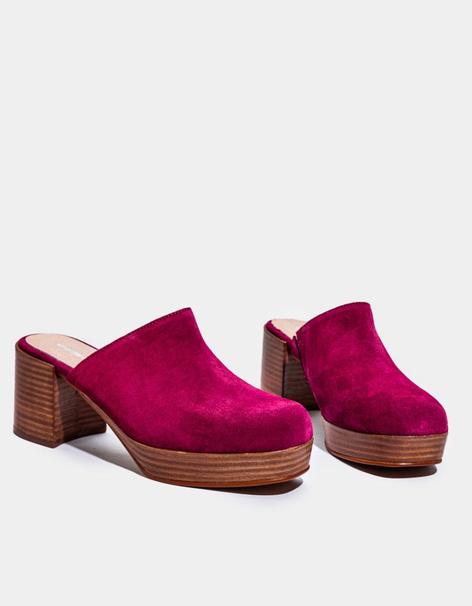 Facts Clog in Burgundy_2
