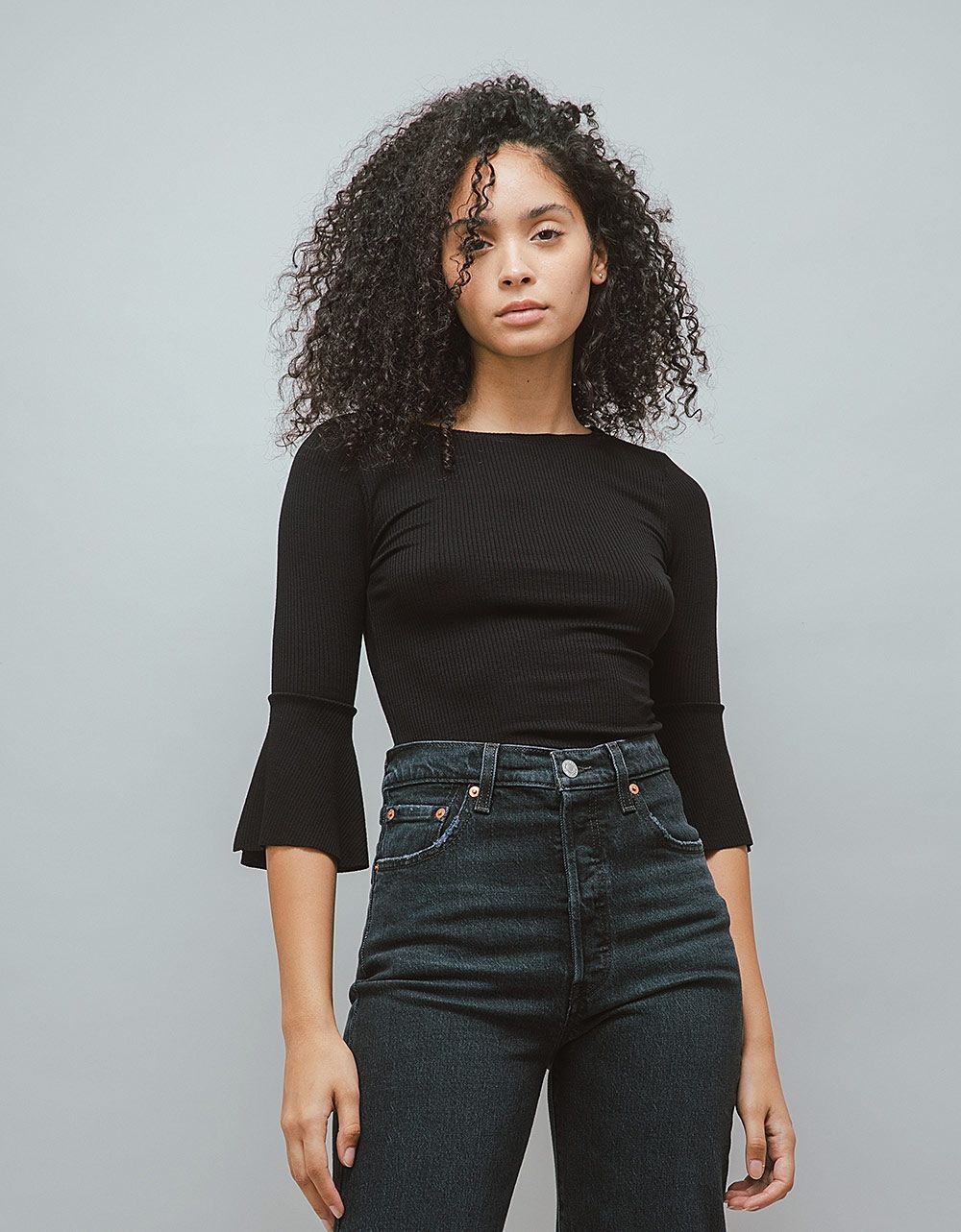 Faye Bell Sleeve Tee in Black_3