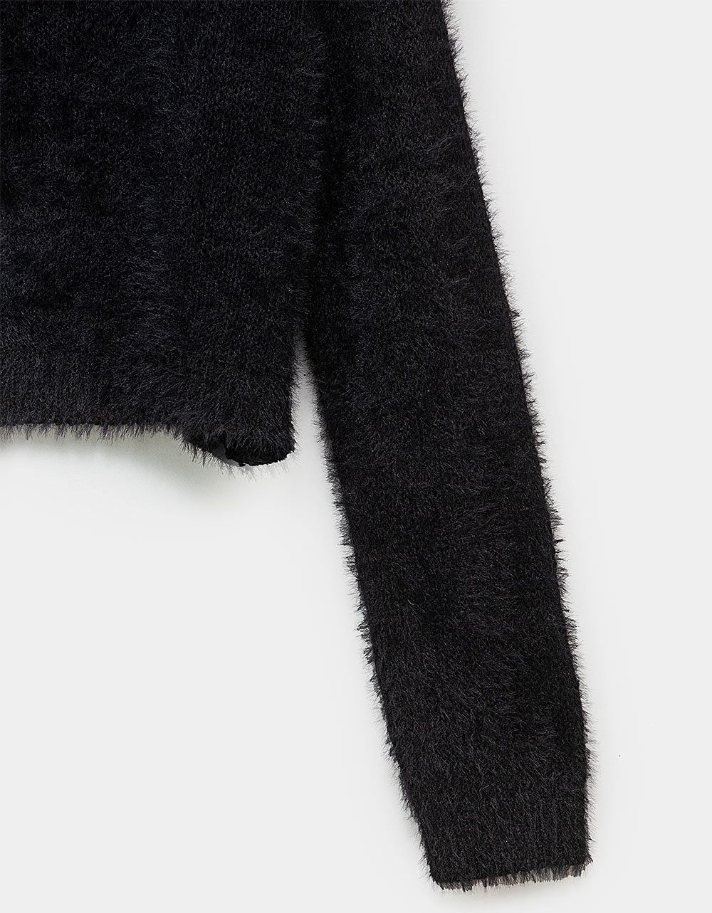 Fete Fuzzy Cardi in Black_1