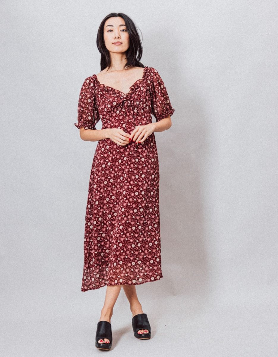 Floral Sweetheart Midi in Burgundy Multi_1